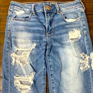American Eagle Ripped jeans